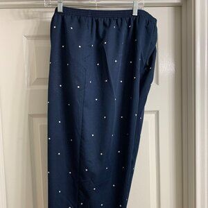 Alfred Dunner Women's Navy Blue and White Dot Capri Pants, Size 20W